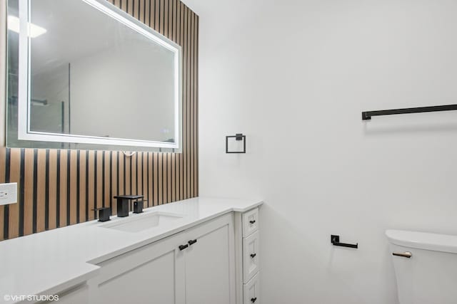2006 Aldrich Pl, Downers Grove, IL 60516 - bathroom with toilet and vanity