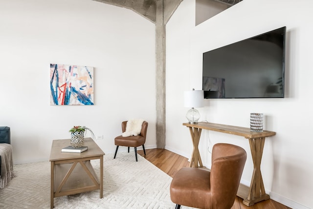 210 S Desplaines St Unit 402, Chicago, IL 60661 - sitting room with wood finished floors and baseboards