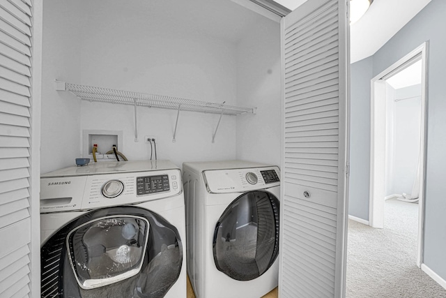 62 E Emma Ct, Palatine, IL 60067 - laundry area featuring washer and dryer, carpet flooring, and baseboards