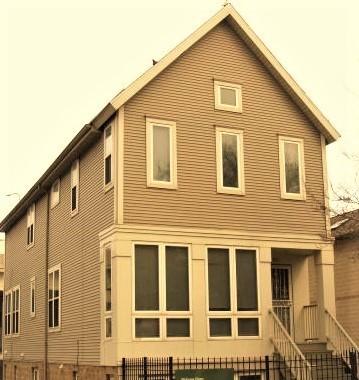 1845 N Marshfield Ave, Chicago, IL 60622 - rear view of property featuring a fenced front yard