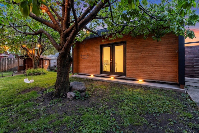 13524 S S Ave M, Chicago, IL 60633 - back of house at dusk with french doors