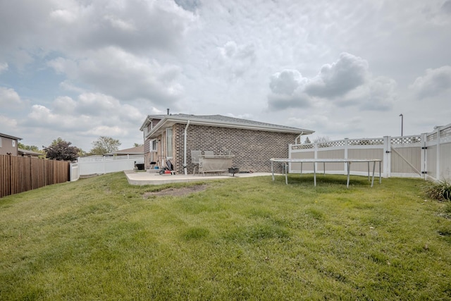 8440 Anvil Pl, Tinley Park, IL 60487 - view of yard with a patio and a gate