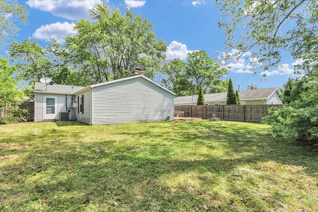 1903 Alton Dr, Champaign, IL 61821 - view of yard featuring central AC unit