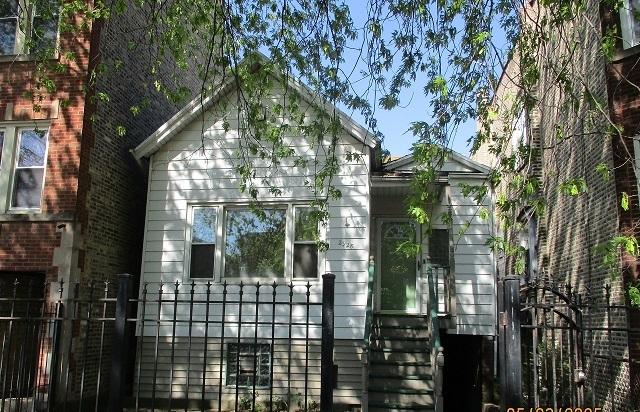 2928 N Sacramento Ave, Chicago, IL 60618 - photo 1