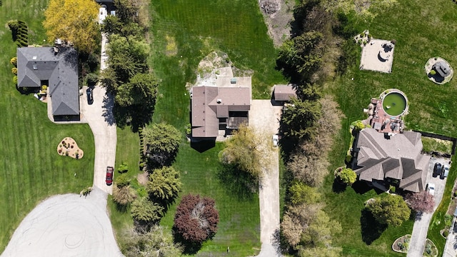 aerial view of property and surrounding area