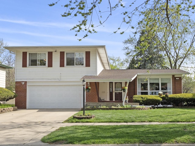 706 W Palm Dr, Glenwood, IL 60425 - photo 1