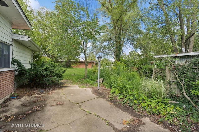 224 Shabbona Dr, Park Forest, IL 60466 - view of yard with a patio