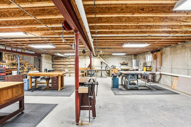 3840 W Nettle Creek Dr, Morris, IL 60450 - basement featuring a workshop area
