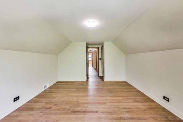4365 W Leland Ave, Chicago, IL 60630 - photo 17