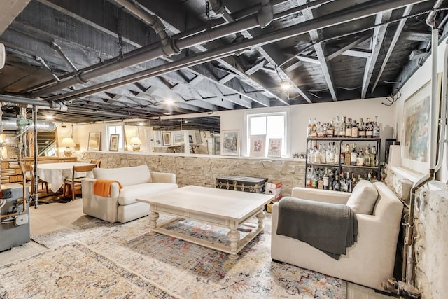 518 Clarence Ave, Oak Park, IL 60304 - living area featuring a bar