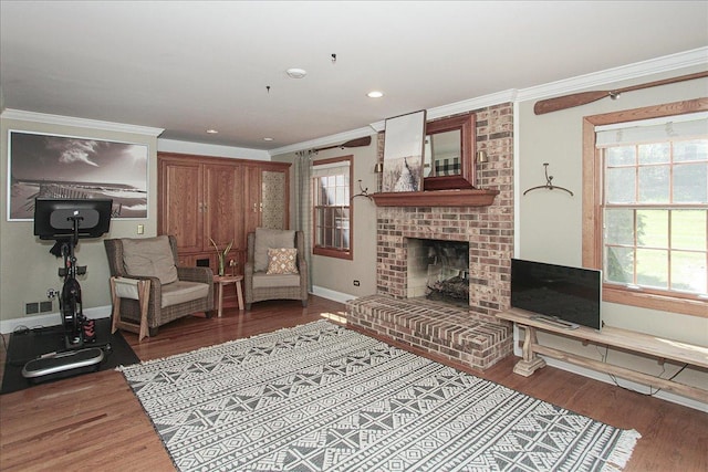5 Piper Ln, Hawthorn Woods, IL 60047 - living area with ornamental molding, baseboards, wood finished floors, a fireplace, and recessed lighting