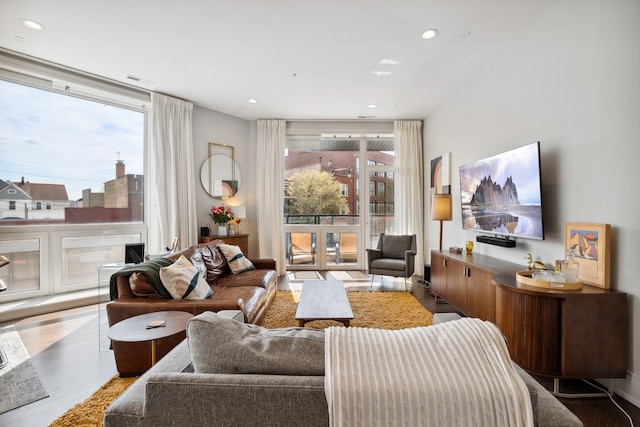 3101 N Ridgeway Ave Unit 2C, Chicago, IL 60618 - living area featuring recessed lighting