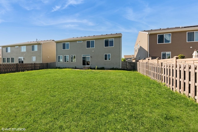 433 Minuet Cir, Volo, IL 60073 - view of back of property