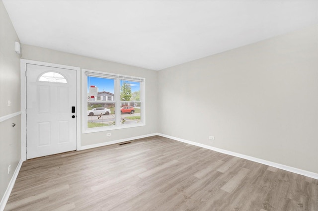 221 Lafayette Dr, Bolingbrook, IL 60440 - photo 2