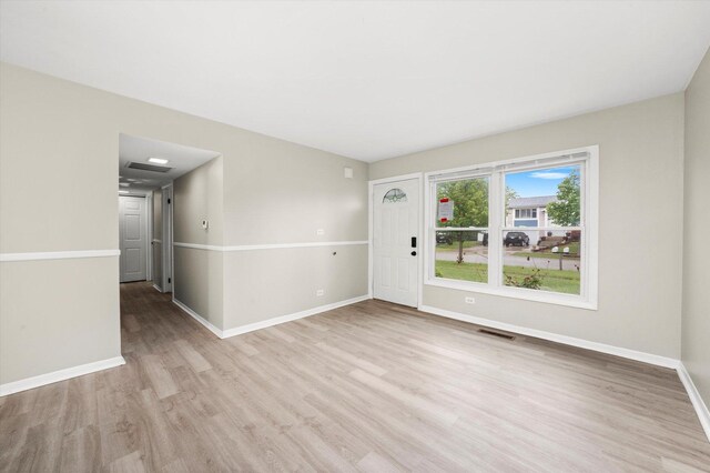 221 Lafayette Dr, Bolingbrook, IL 60440 - photo 4