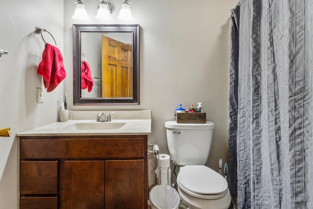 2610 Worthington Dr, Champaign, IL 61822 - full bathroom with vanity, toilet, and curtained shower