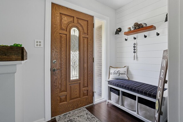 17719 Oakwood Dr, Tinley Park, IL 60487 - mudroom with dark wood-type flooring and plenty of natural light