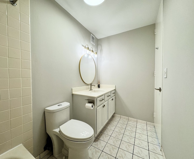 2605 S Indiana Ave Unit 501, Chicago, IL 60616 - full bath featuring toilet, vanity, and tile patterned floors