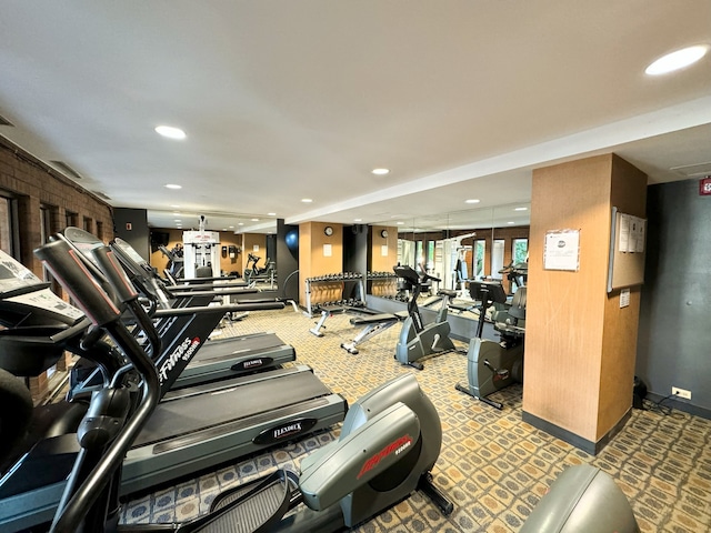 2605 S Indiana Ave Unit 501, Chicago, IL 60616 - workout area with baseboards and recessed lighting