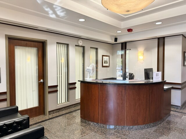 2605 S Indiana Ave Unit 501, Chicago, IL 60616 - welcome area with recessed lighting