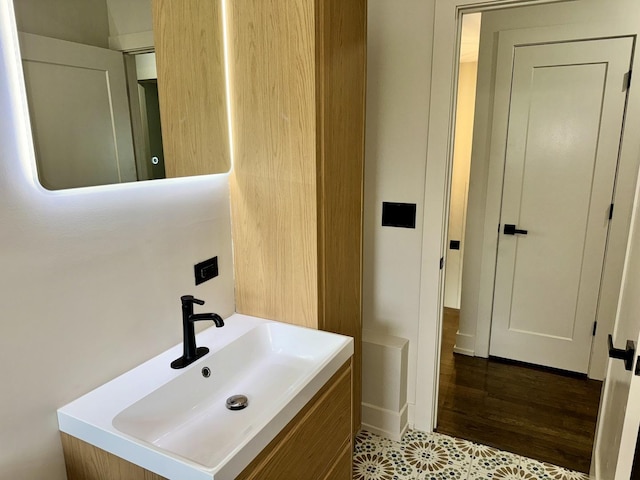 13235 S Vernon Ave, Chicago, IL 60827 - bathroom featuring vanity
