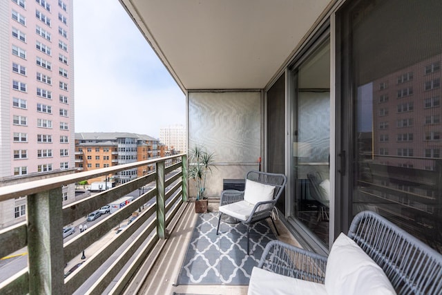 5601 N Sheridan Rd Unit 6C, Chicago, IL 60640 - photo 4