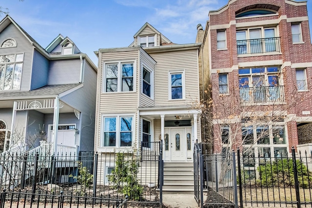 2710 N Racine Ave, Chicago, IL 60614 - photo 1