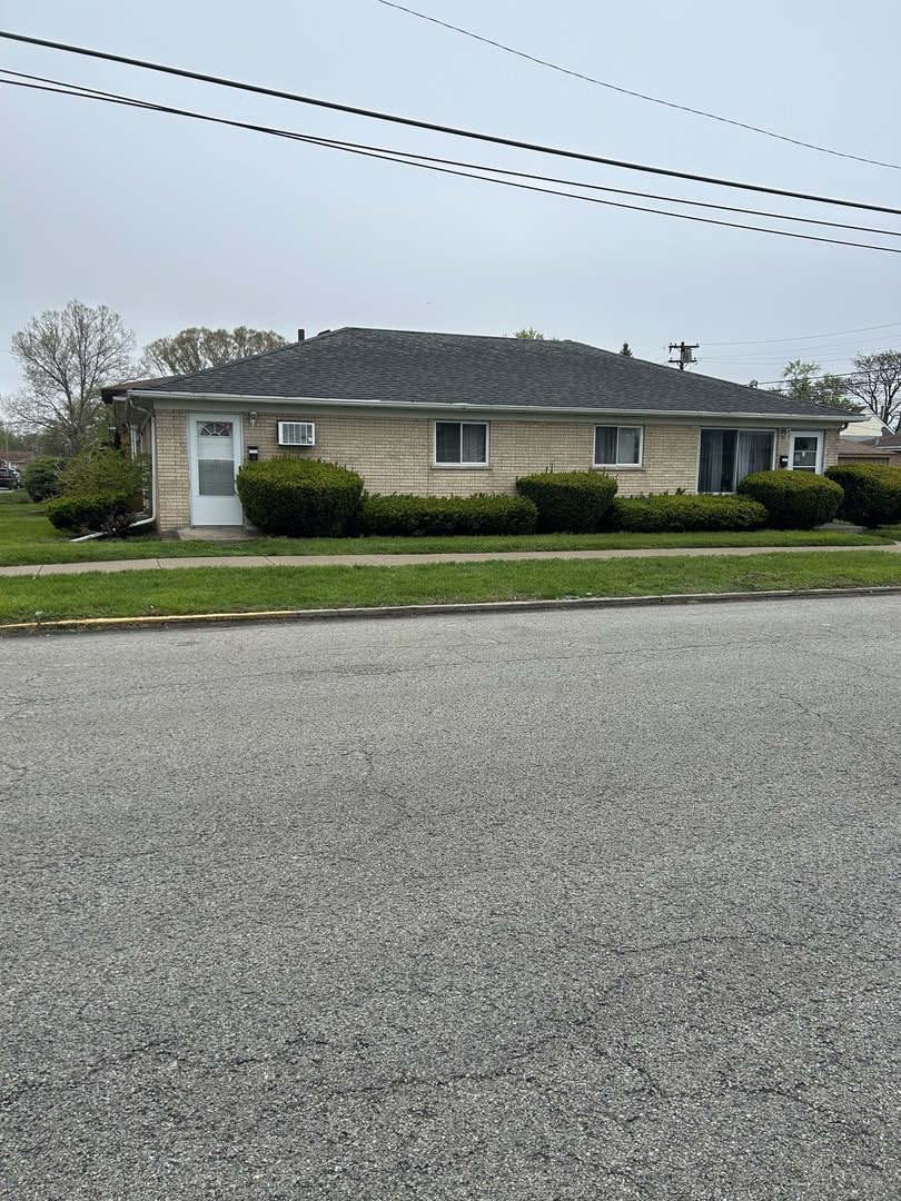 735 May St, Calumet City, IL 60409 - photo 1