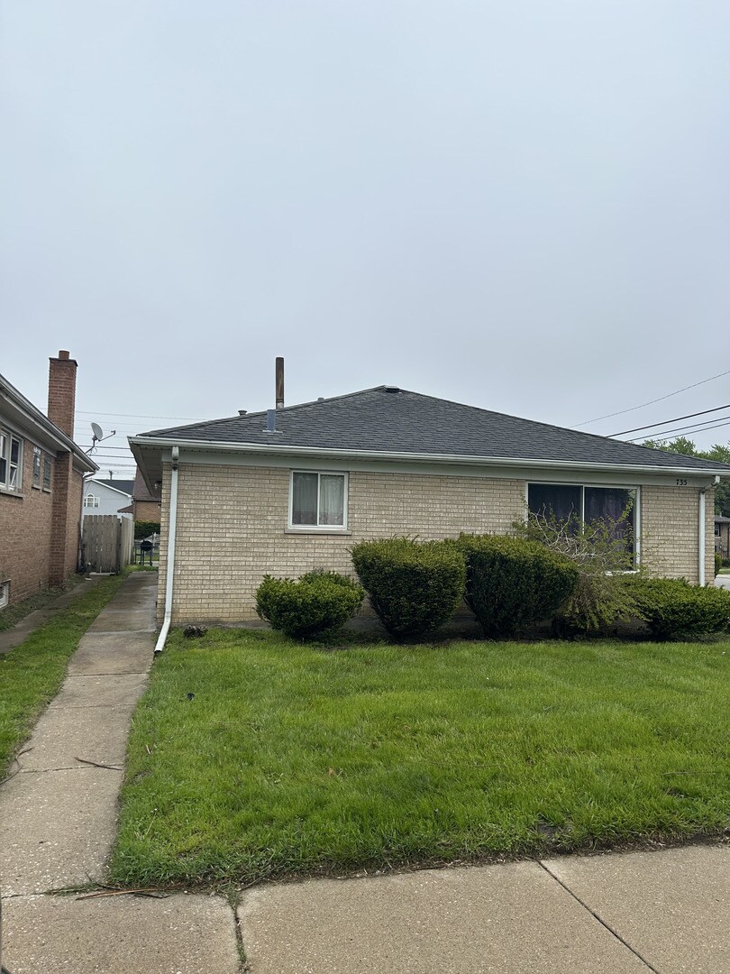 735 May St, Calumet City, IL 60409 - photo 2