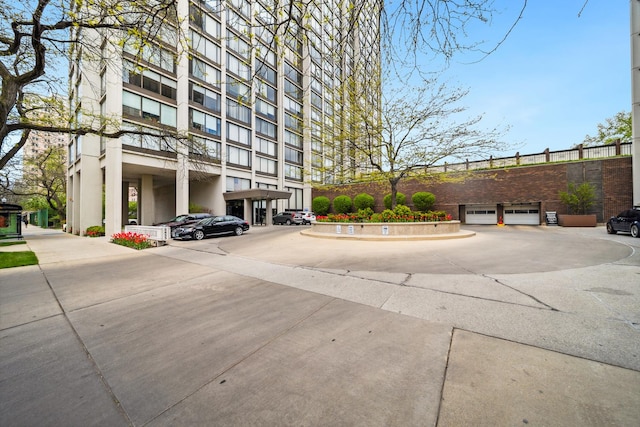 5455 N Sheridan Rd Unit 3804, Chicago, IL 60640 - view of concrete road