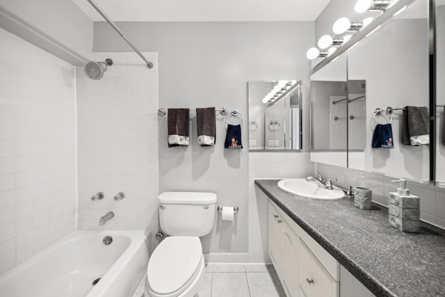 5455 N Sheridan Rd Unit 3804, Chicago, IL 60640 - bathroom featuring bathtub / shower combination, vanity, toilet, and tile patterned flooring