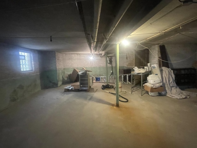 6108 N Maplewood Ave, Chicago, IL 60659 - view of below grade area