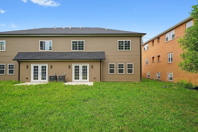 13723 S Springfield Ave, Robbins, IL 60472 - back of property with french doors and a yard