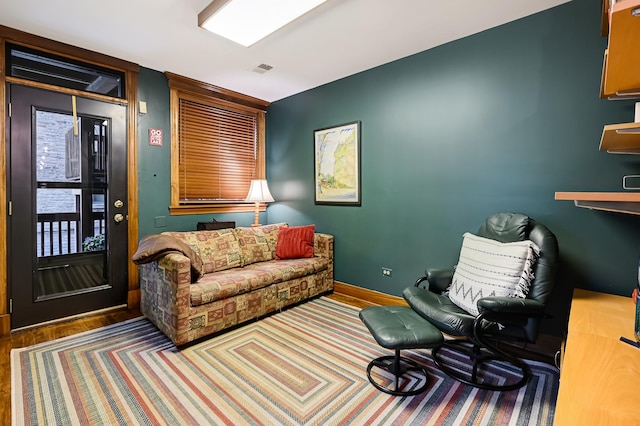 1050 W Buena Ave Unit 1A, Chicago, IL 60613 - living room with wood finished floors