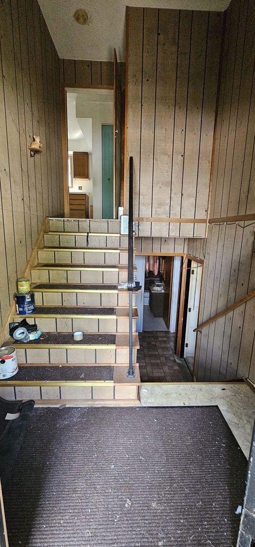 422 Ryerson Ave, Elgin, IL 60123 - view of entrance to property