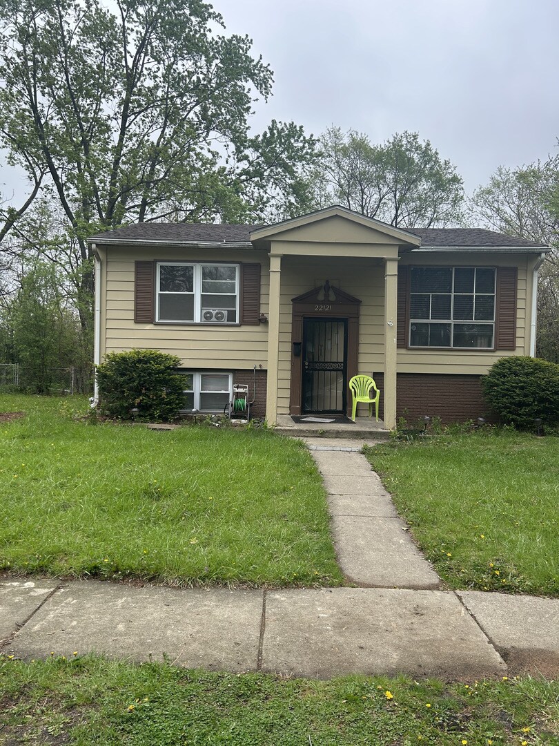 22121 Karlov Ave, Richton Park, IL 60471 - photo 1