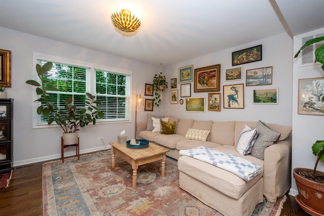18450 W Streamwood Ct, Gurnee, IL 60031 - living area featuring wood finished floors and baseboards