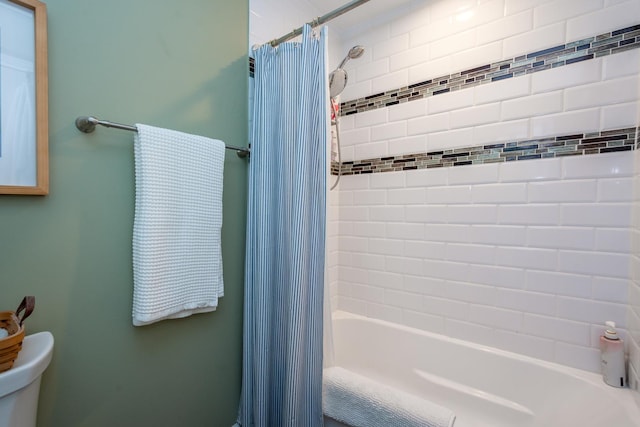 18450 W Streamwood Ct, Gurnee, IL 60031 - full bathroom featuring toilet and shower / bath combo with shower curtain