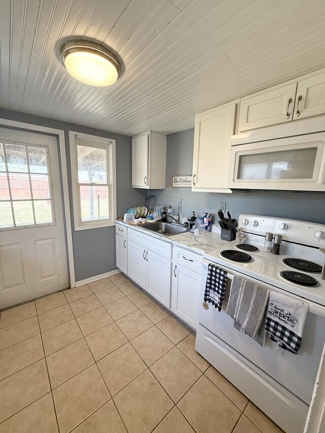 303 Orr Ave, Pekin, IL 61554