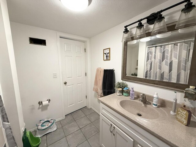 303 Orr Ave, Pekin, IL 61554