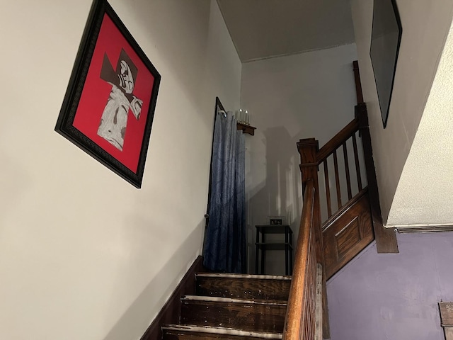 718 Plainfield Rd, Joliet, IL 60435 - view of stairs