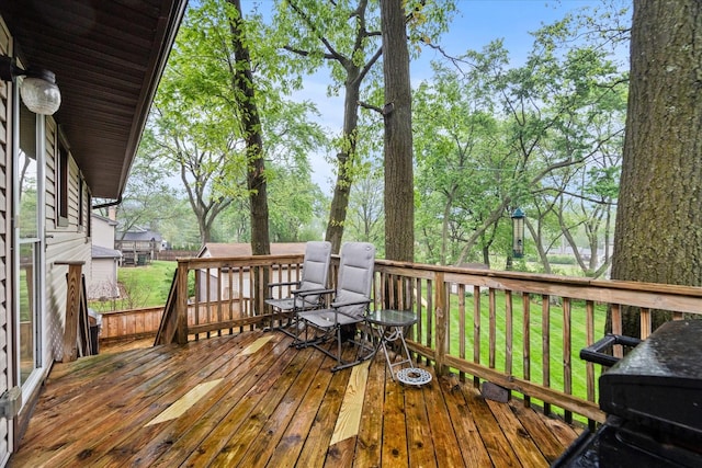 917 N Coolidge Ave, Palatine, IL 60067 - wooden terrace with a yard