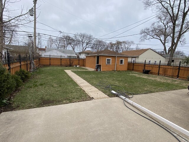 3846 Brummel St, Skokie, IL 60076 - view of yard featuring a patio and an outbuilding