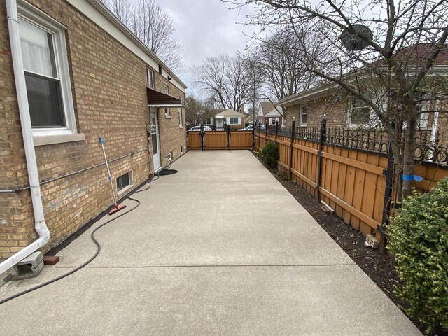 3846 Brummel St, Skokie, IL 60076 - view of patio with fence