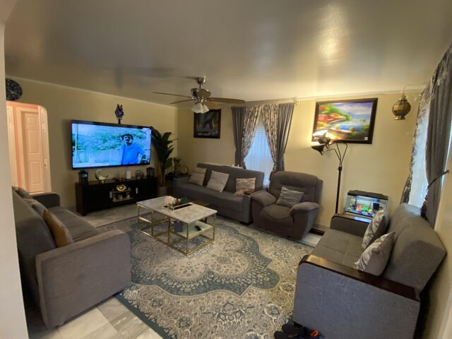 3846 Brummel St, Skokie, IL 60076 - living area featuring ceiling fan