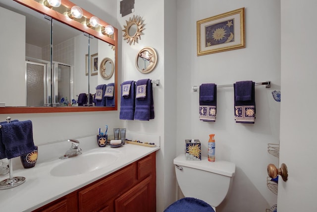 2605 S Indiana Ave Unit 402, Chicago, IL 60616 - bathroom with a stall shower, toilet, and vanity
