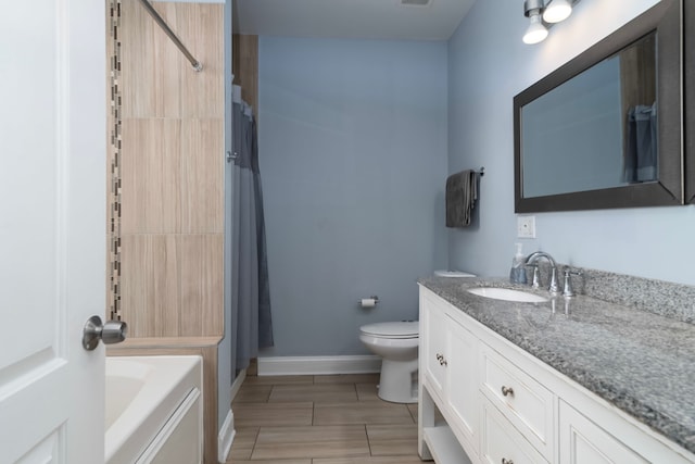 4639 S Saint Lawrence Ave Unit 2, Chicago, IL 60653 - full bath with a shower with shower curtain, vanity, toilet, and a bathtub