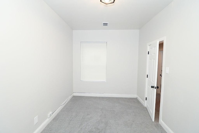 6110 S Saint Lawrence Ave, Chicago, IL 60637 - carpeted spare room featuring baseboards