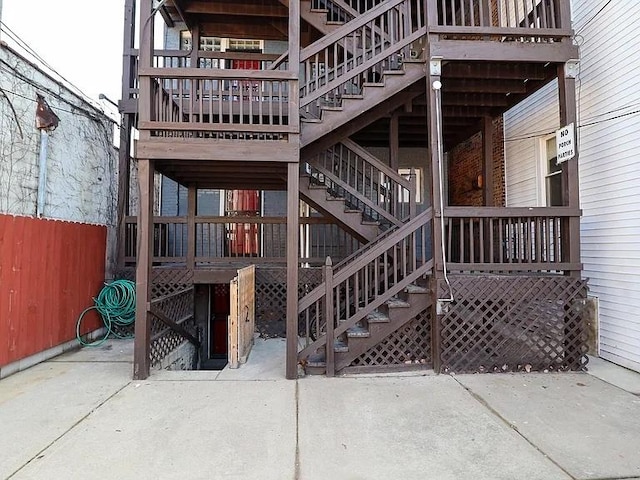6110 S Saint Lawrence Ave, Chicago, IL 60637 - entrance to property featuring fence