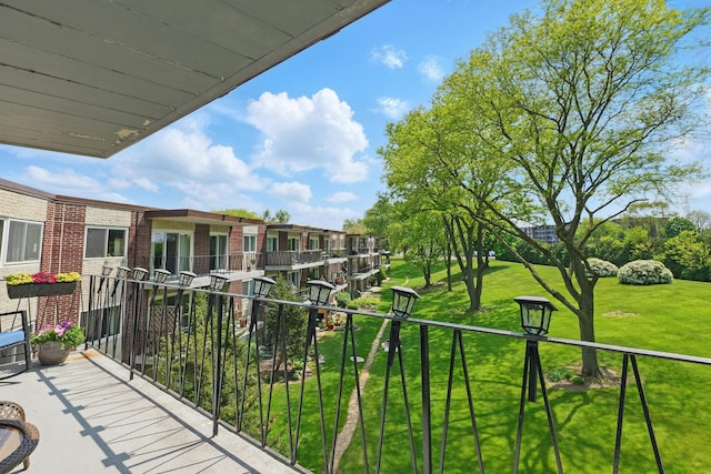5540 Walnut Ave Unit 26C, Downers Grove, IL 60515 - view of balcony